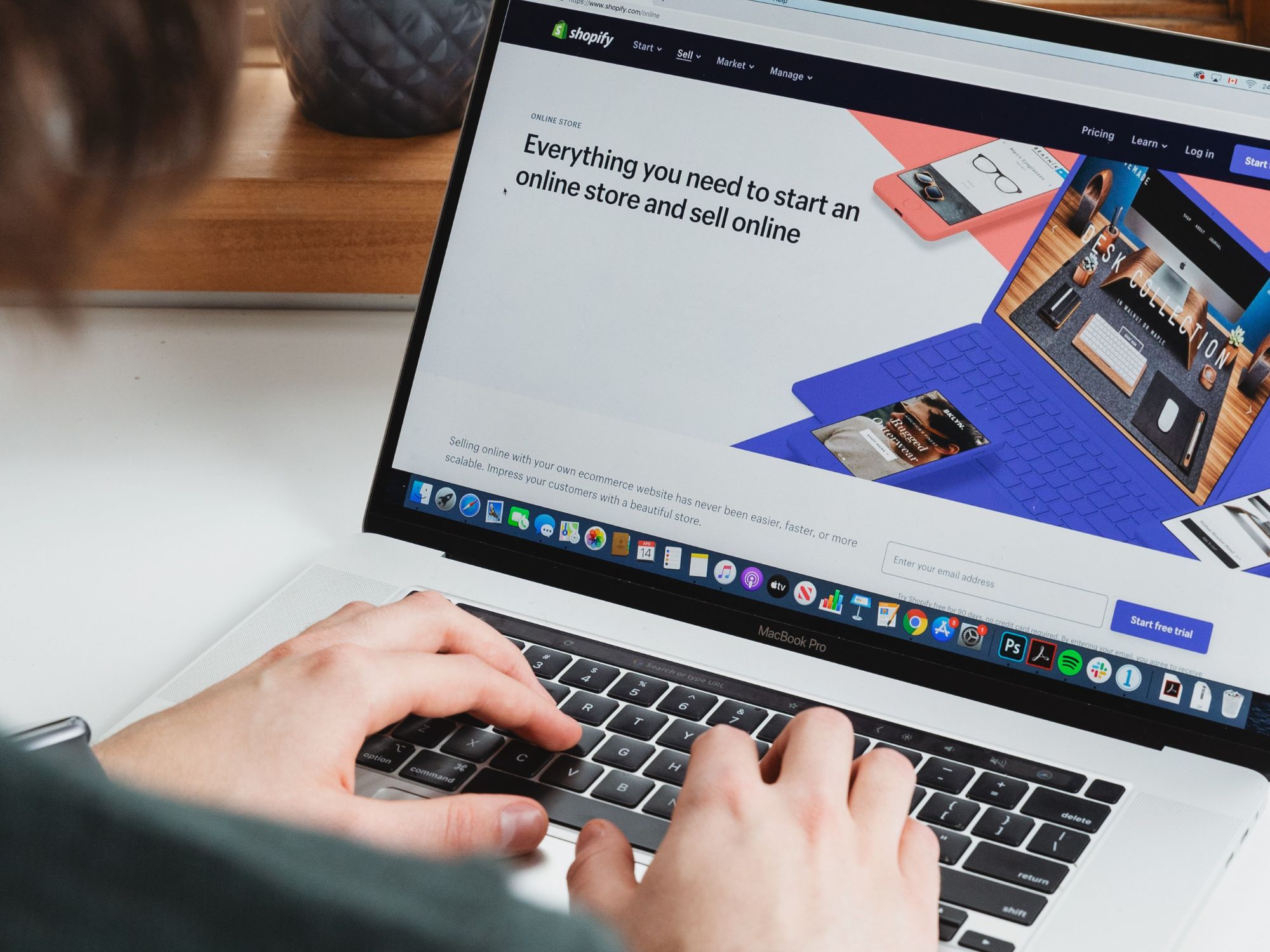 Which E-Commerce Platform Should I Use For My Small Business?